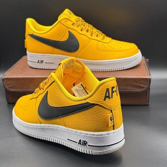 Nike Air Force 1 NBA 'Statement Game' - Picture 1 of 12